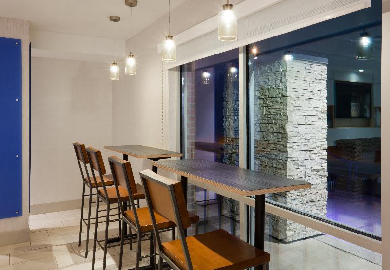 Holiday Inn Express And Suites Des Moines Downtown By Ihg Eksteriør billede